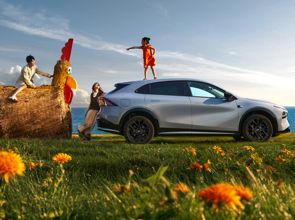 何小鹏谈小米YU7订单数据：很惊讶 创造了一个神话