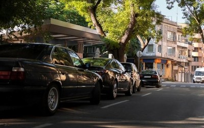 荷兰居民操纵谷歌地图“封路” 伪造信息独占停车位