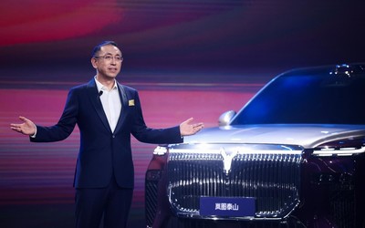 剑（血战到底）指高端豪华市场 新时代旗舰SUV岚图泰山开启预订