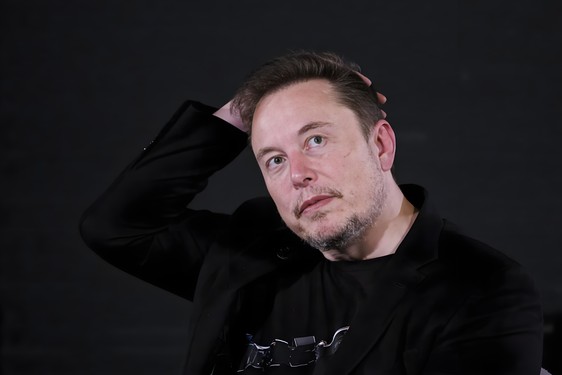 特斯拉自研芯片新进展 AI5芯片设计评审完成