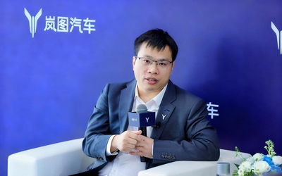 岚图邵明峰—&md（一元一分麻将群）ash;岚图泰山与问界M9共塑华系旗舰新高度